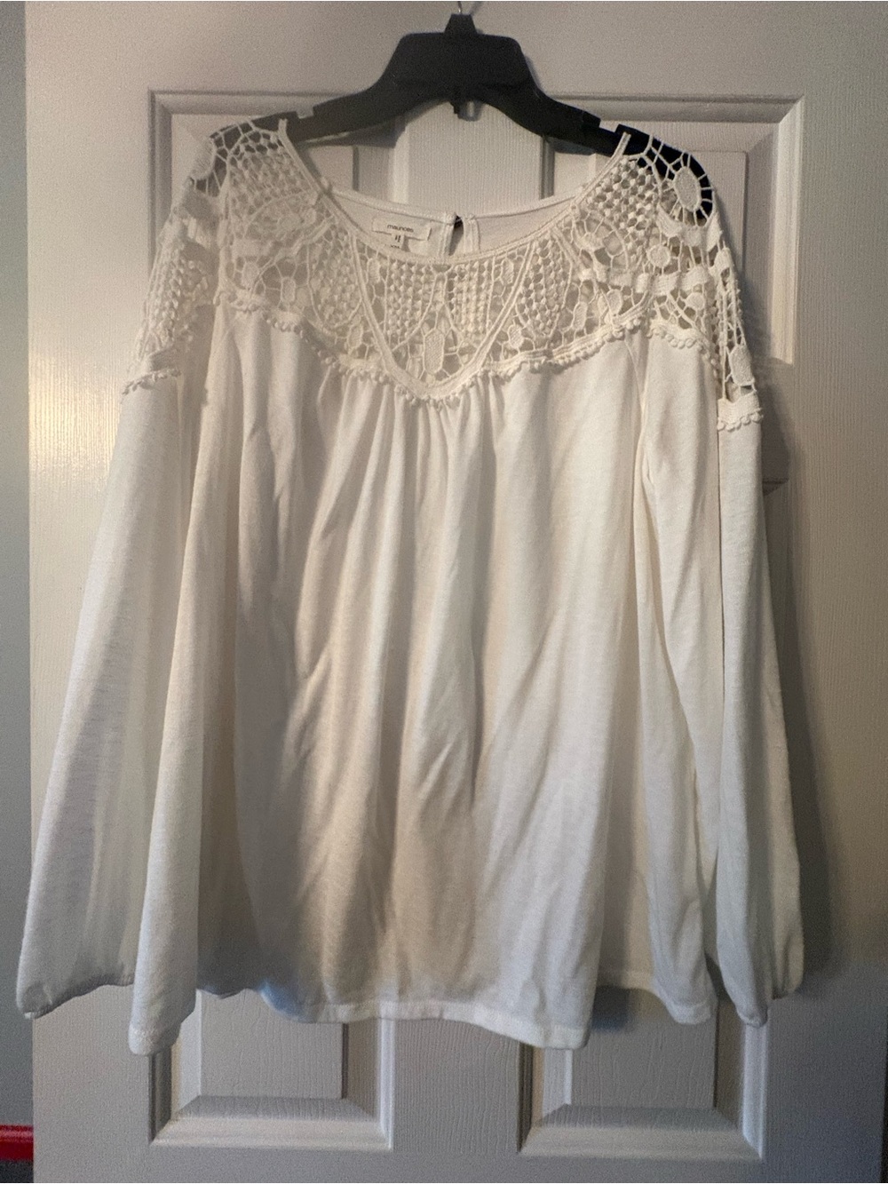 Maurice’s Women's White Crochet Yoke Long-Sleeve Top size XXL